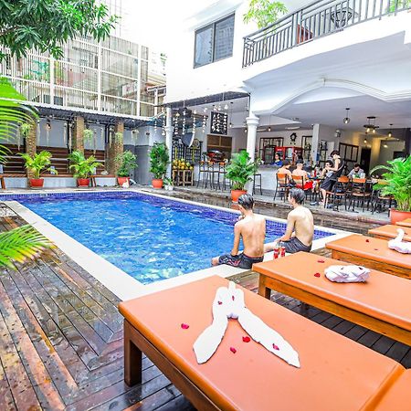 Bliss & Beats Hostel Πνομ Πενχ Εξωτερικό φωτογραφία
