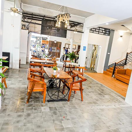 Bliss & Beats Hostel Πνομ Πενχ Εξωτερικό φωτογραφία