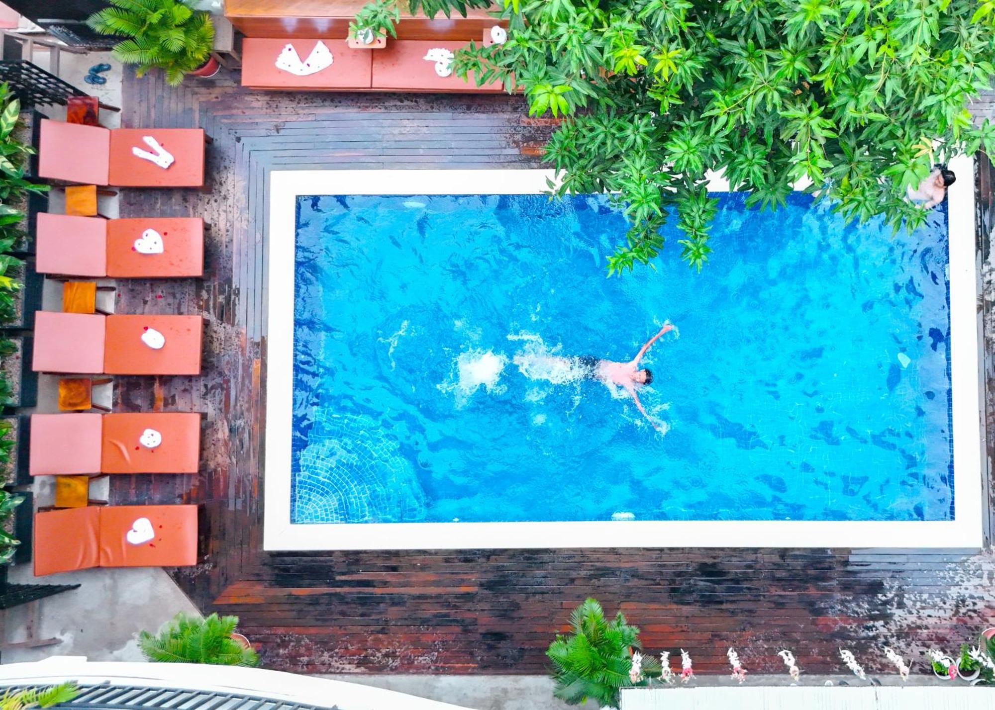 Bliss & Beats Hostel Πνομ Πενχ Εξωτερικό φωτογραφία