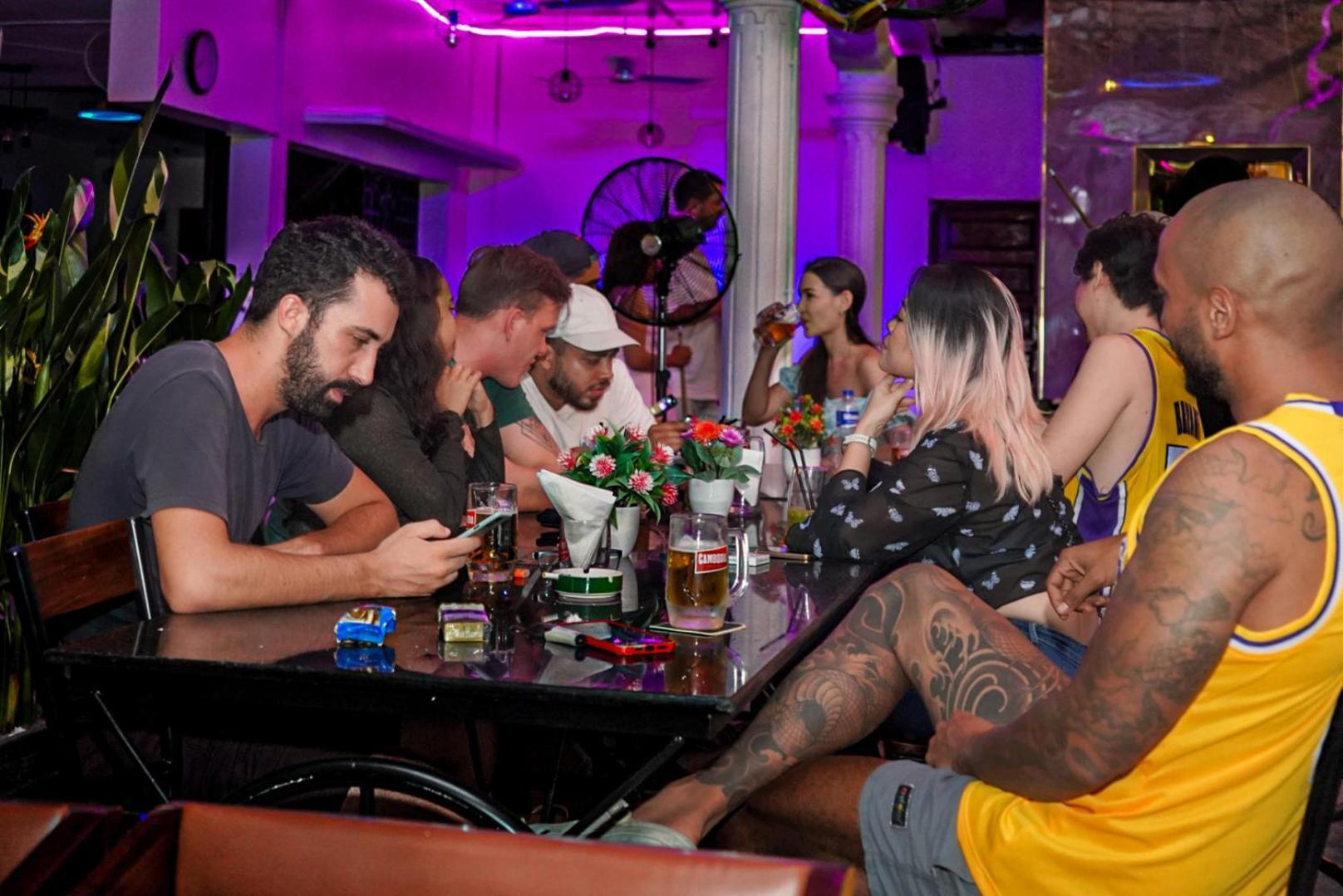 Bliss & Beats Hostel Πνομ Πενχ Εξωτερικό φωτογραφία