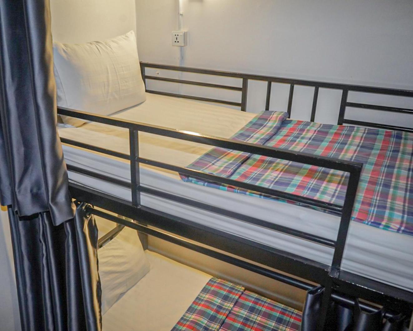Bliss & Beats Hostel Πνομ Πενχ Εξωτερικό φωτογραφία